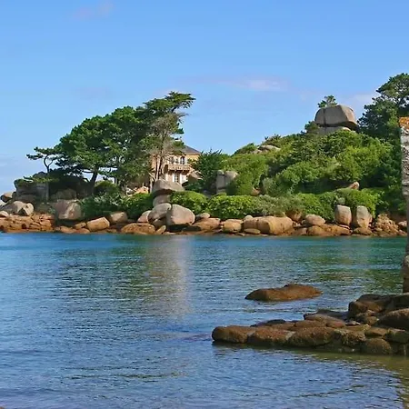 Holiday home Ty Bleiz, Charmante Maison En Pierre, 3kms Plages, Tregastel Pleumeur-Bodou